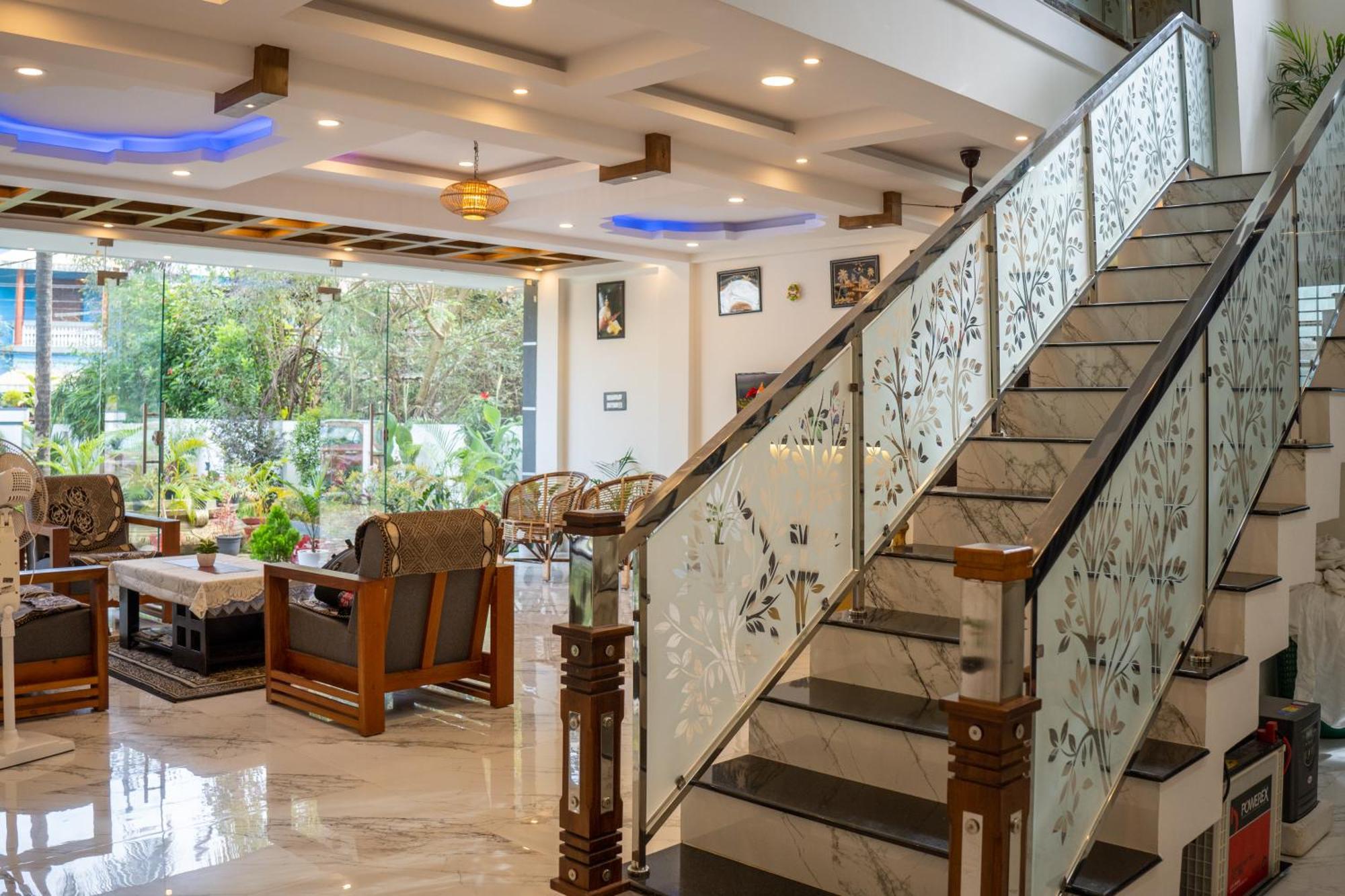 Hotel White House Residency à Varkala Extérieur photo