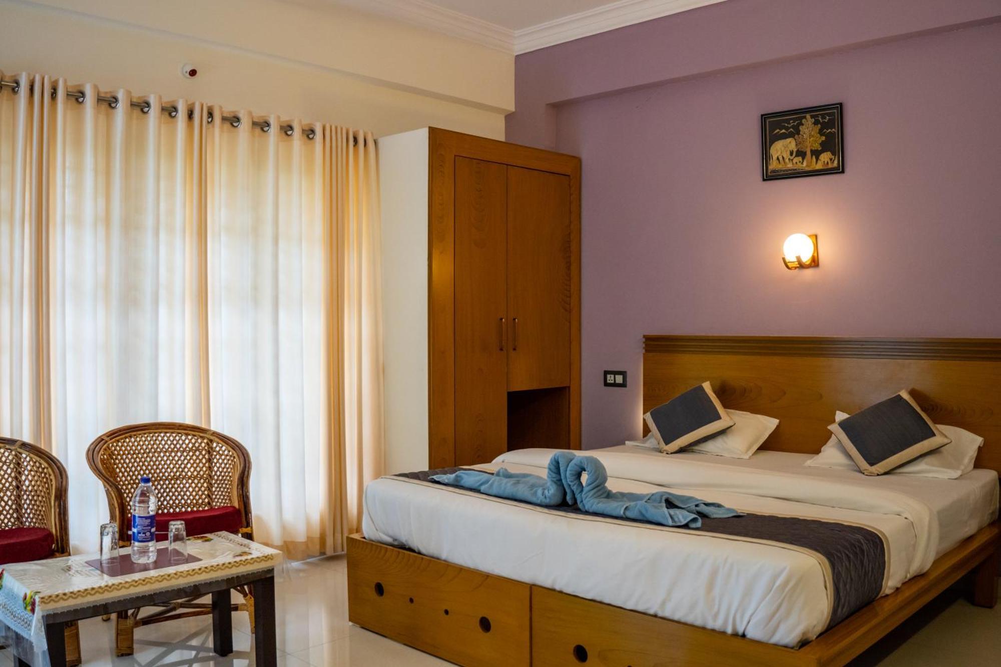 Hotel White House Residency à Varkala Extérieur photo