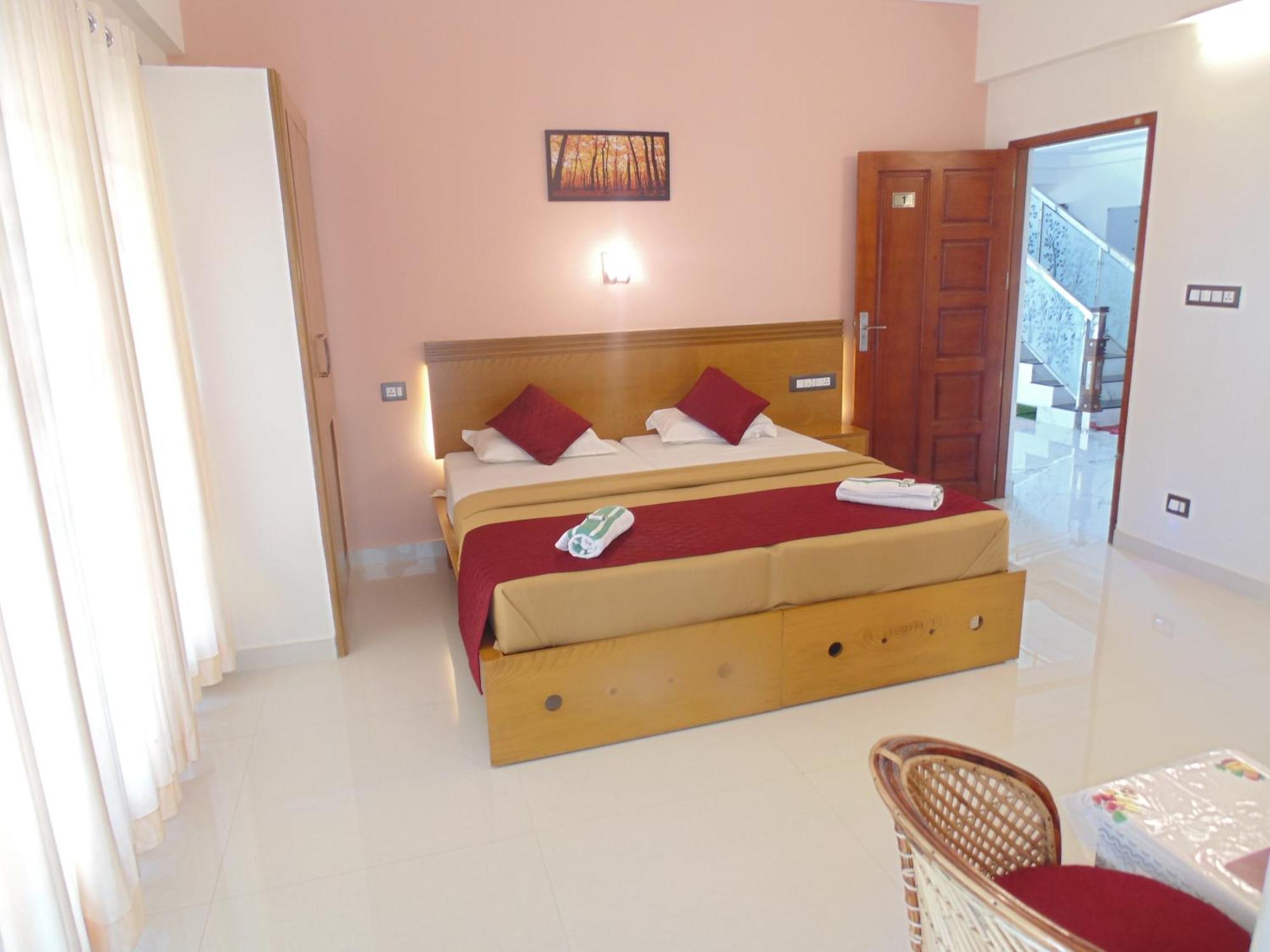 Hotel White House Residency à Varkala Extérieur photo